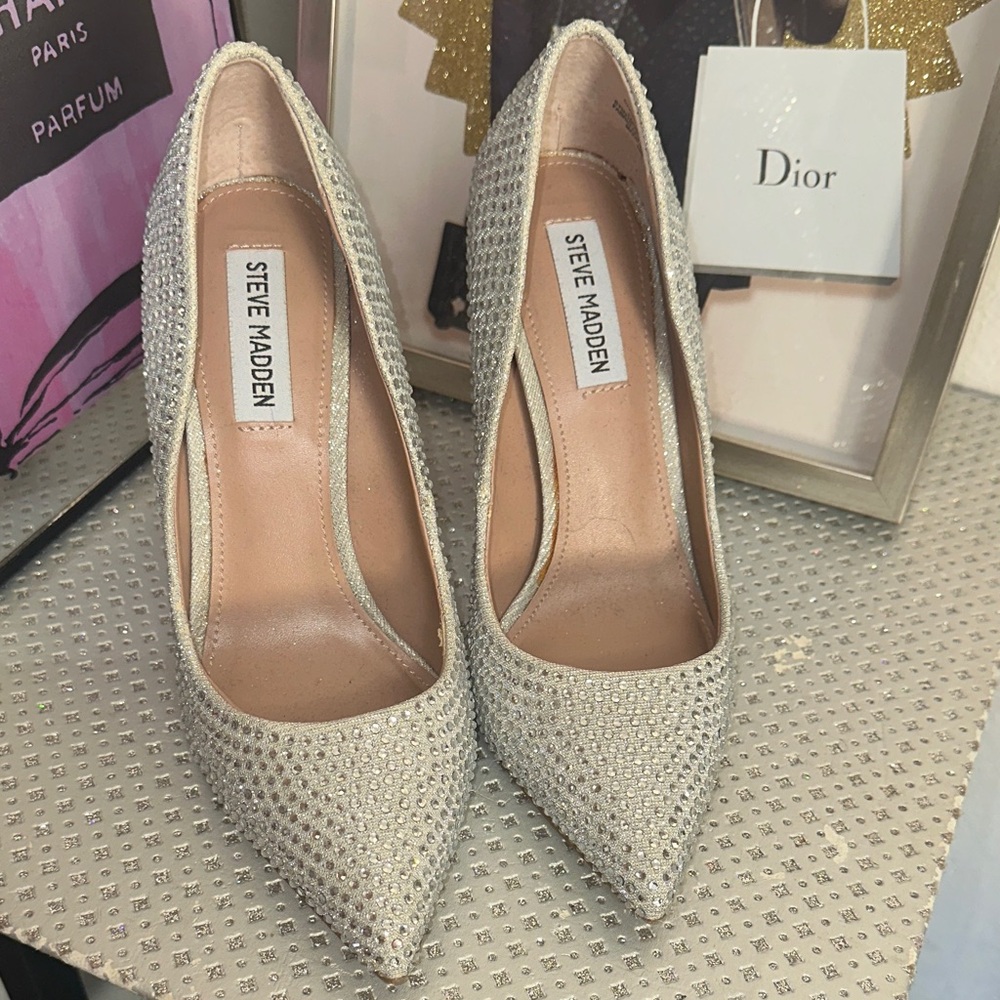 Steve Madden Sparkling Silver Heels